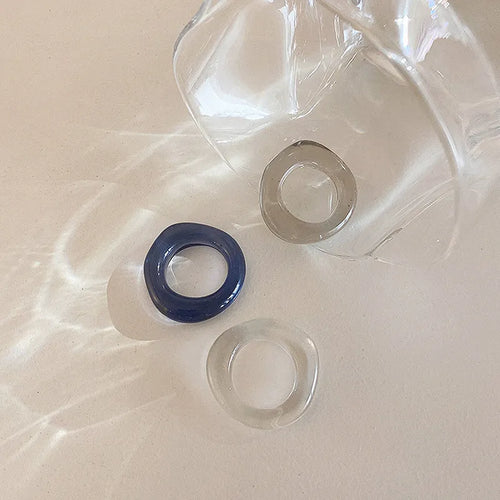 Ästhetische transparente unregelmäßige Harzringe | Shop Nory