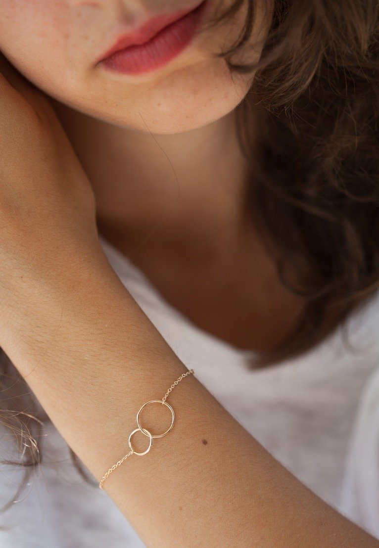 Armband mit Ringen | 16 Karat vergoldet | Shop Nory