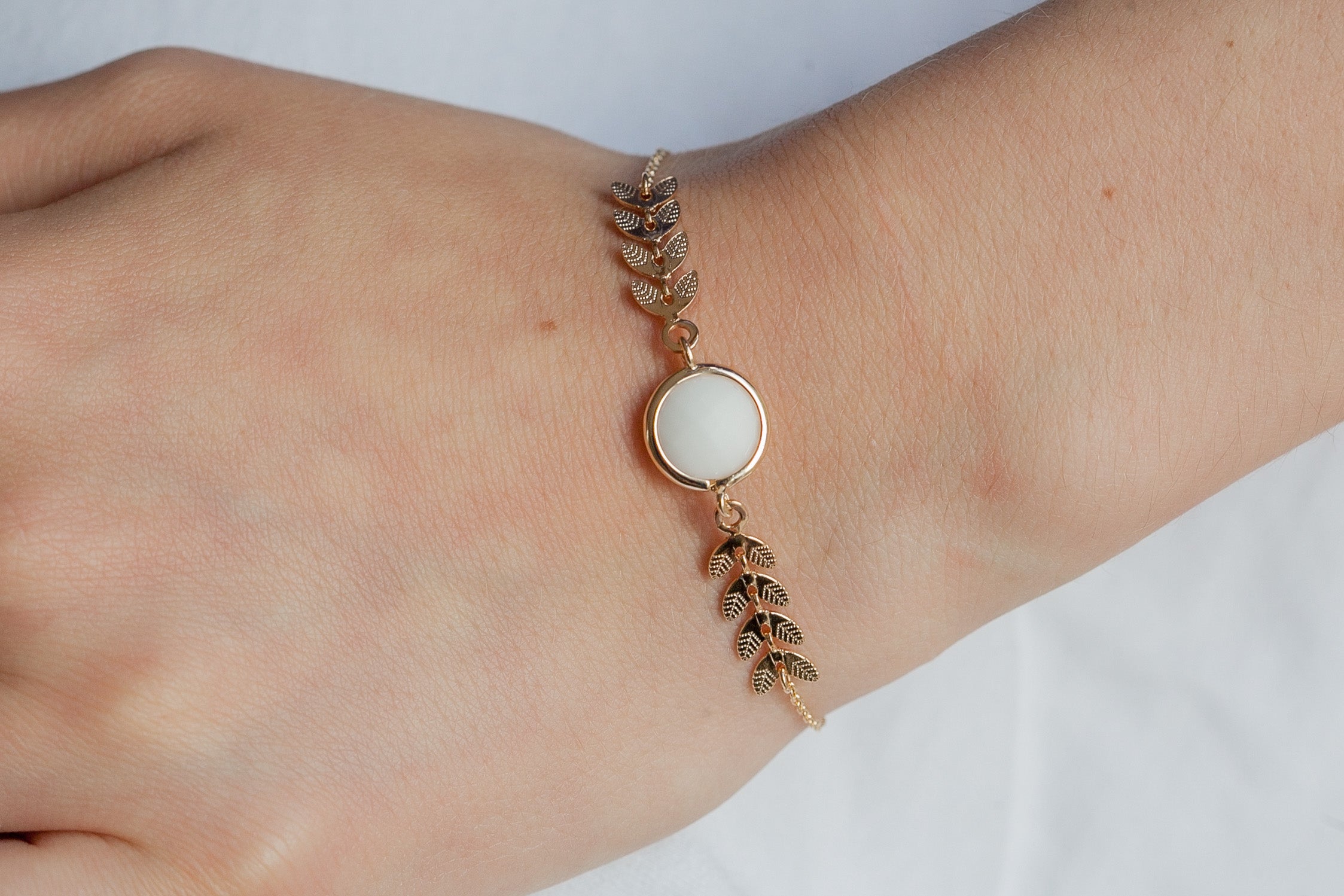 Armband mit Goldähre und buntem Stein | Shop Nory