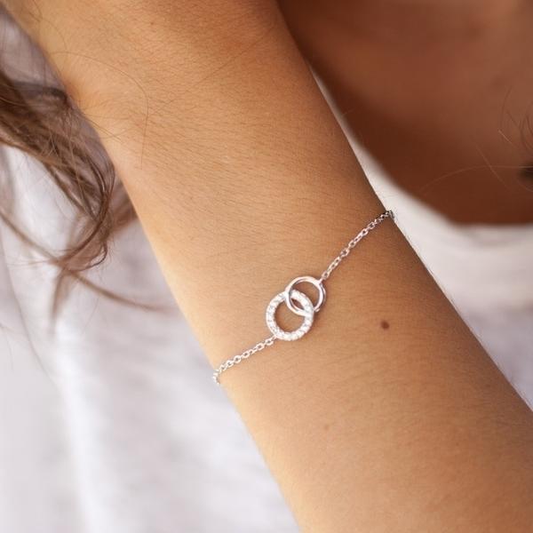 Armband mit 2 Ringen aus 925 Silber mit Zirkonia für Damen | Shop Nory