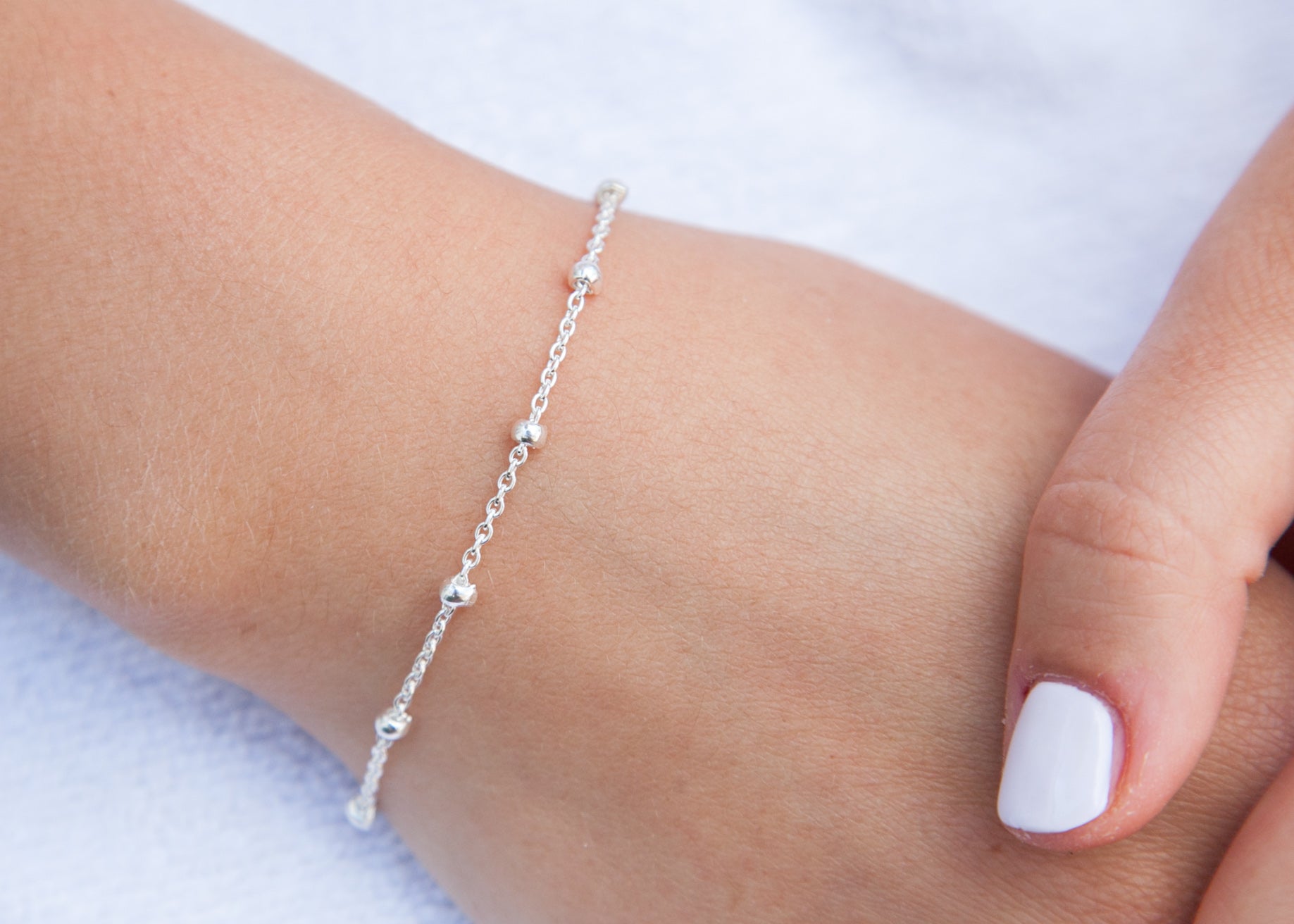 Ankerarmband mit Kugeln aus Silber | Shop Nory