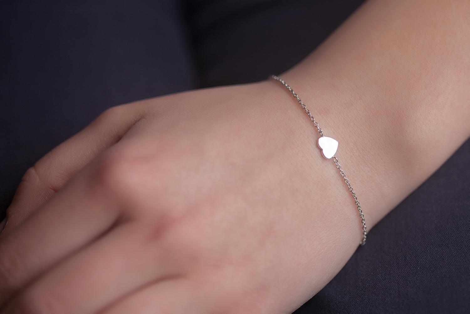 Zartes Armband mit Herz aus Silber | Shop Nory