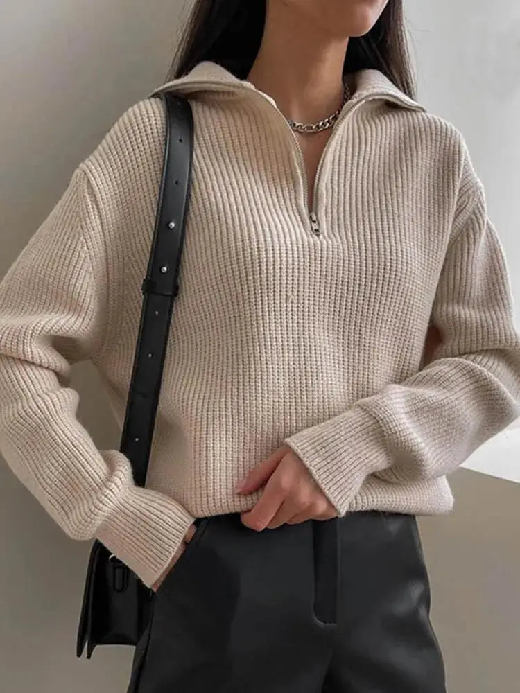dicker Strickpullover mit Reißverschlusskragen für herbstliche Schichten