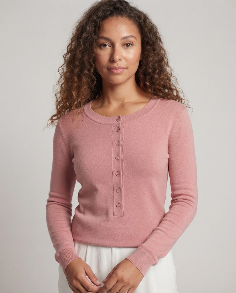 Damen Feines Langarm-Henley aus Feinstrick mit knöpfbarer Mittelblende und schmaler Passform Shop Nory