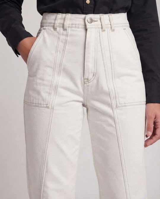 Damen Hochtaillierte Straight-Fit-Hose mit sichtbaren Ziernähten und aufgesetzten Taschen Shop Nory