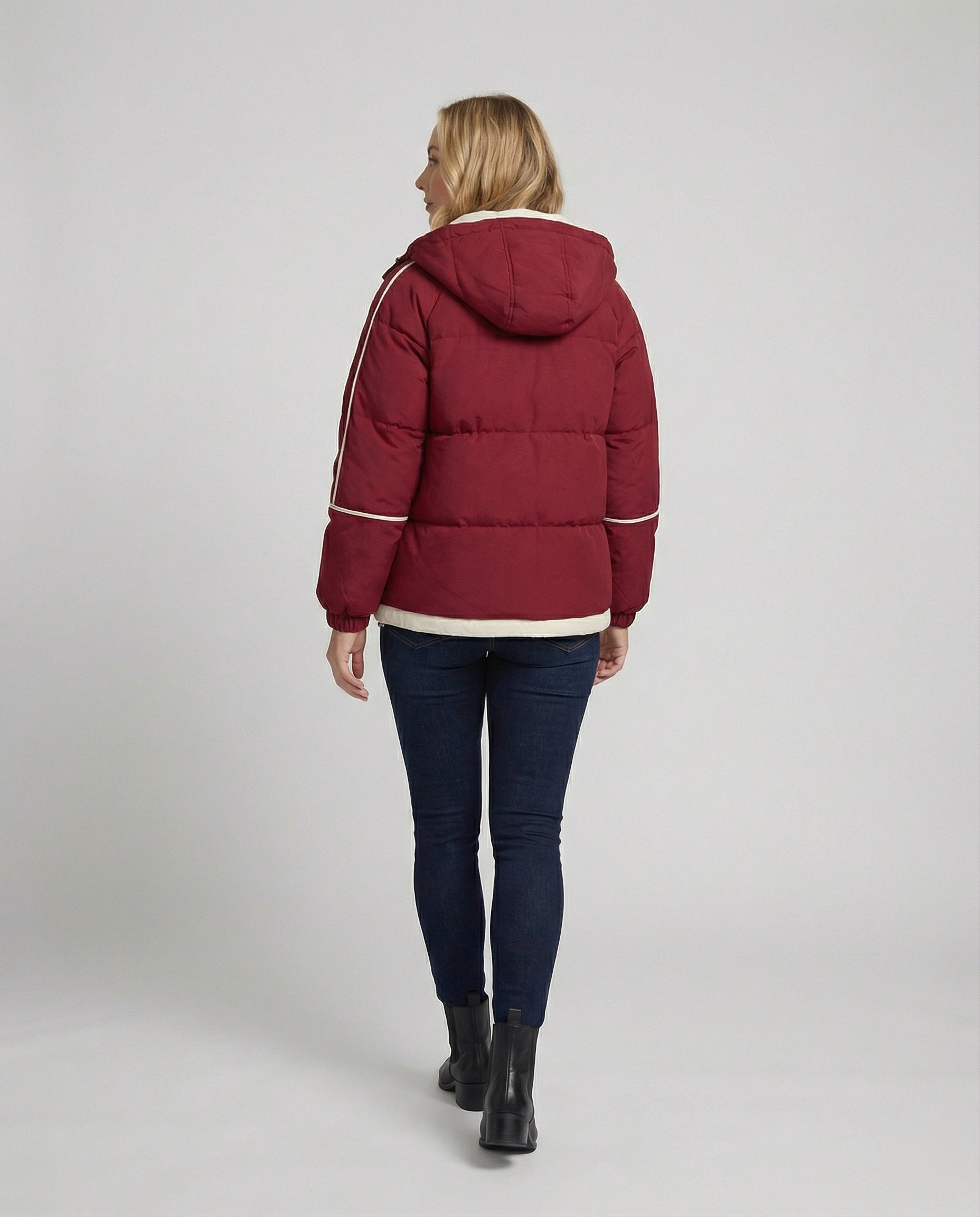 Damen Hochwertige Winterjacke mit isolierender Kapuze