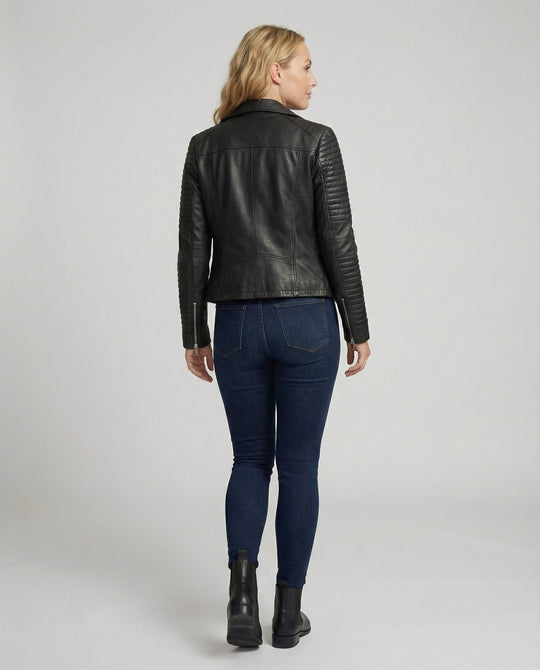 Damen Lederjacke Stilvoll Zeitlos