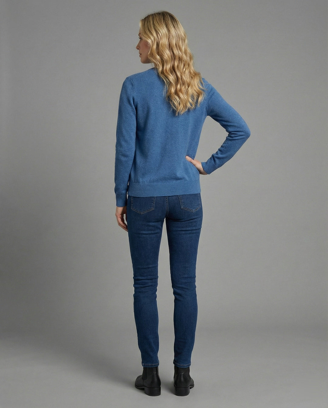 Strickjacke Damen klassisch mit feinem Strickdesign