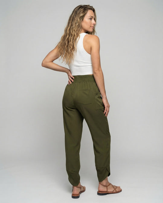 Damen elastische Freizeithose mit praktischen Taschen Shopnory