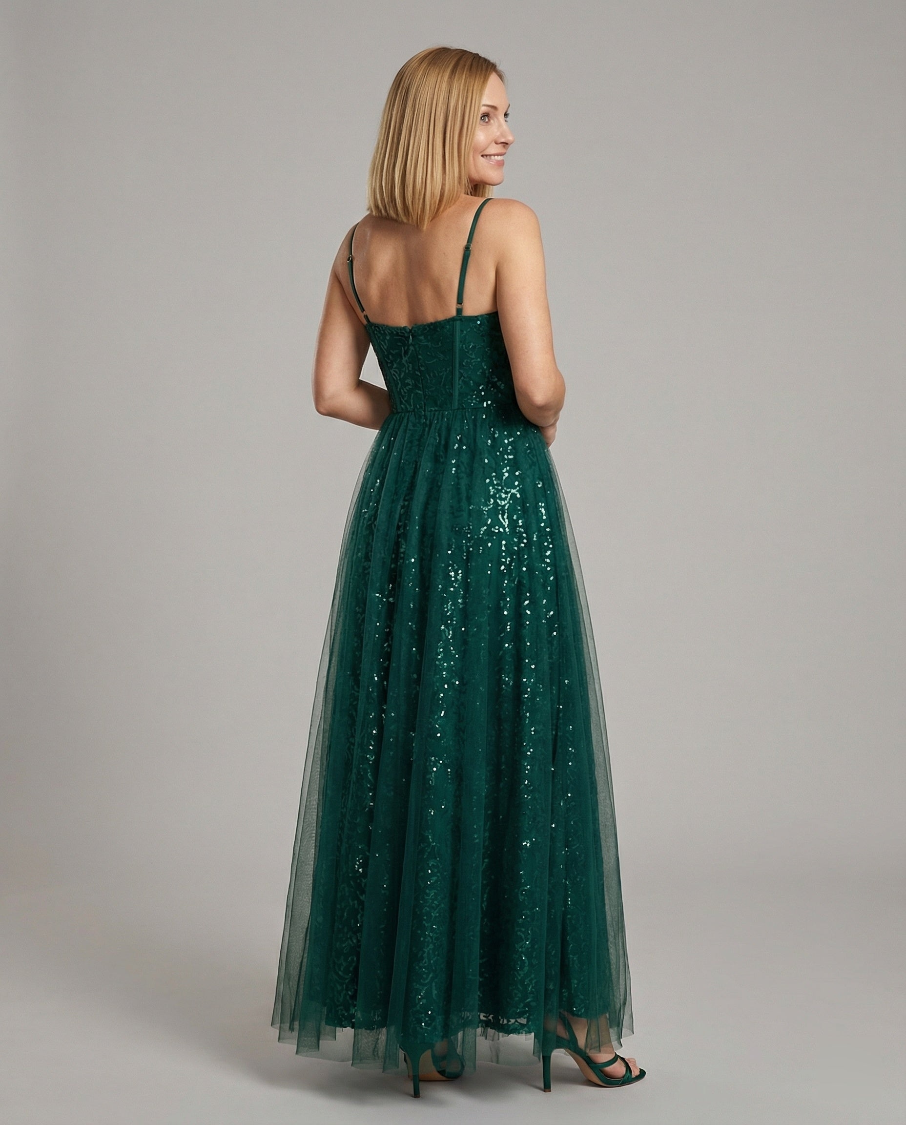 Abendkleid lang mit Tüllrock und Cups