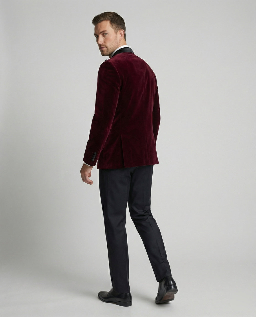 Herren Sommerjacke mit Schmaler Passform und Kontrastierendem Revers