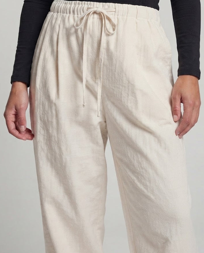 Damen Hochtaillierte Weite‑Leg Lounge‑Hose mit Kordelzug und gekrempeltem Saum Shop Nory