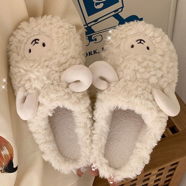 Flauschige Tierpantoffeln