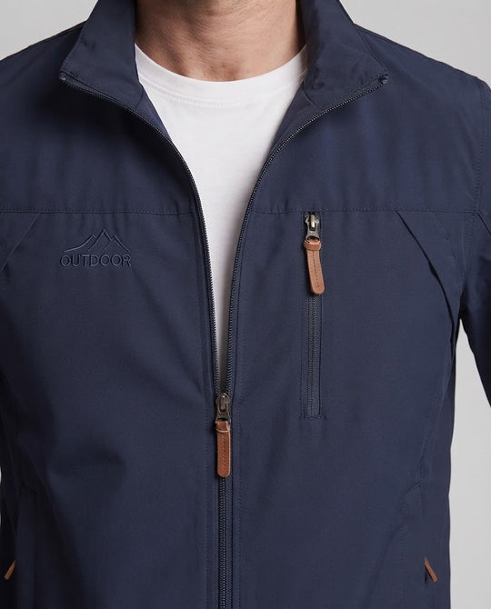 Herren leichte windabweisende Outdoor‑Jacke mit Stehkragen, Brustreißverschluss und elastischen Bündchen Shop Nory