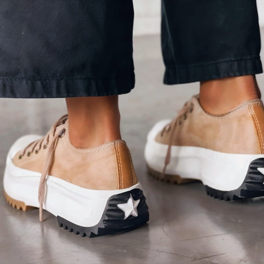Stilvolle Orthopädische Schuhe mit Plateau