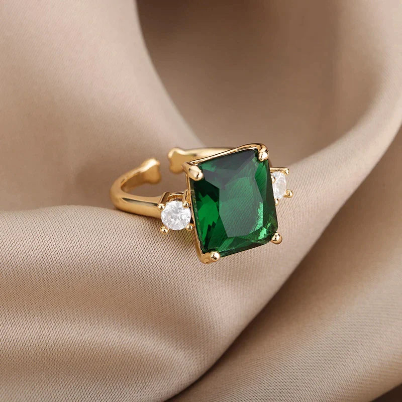 Großer grüner Zirkon viereckiger Steinring | Shop Nory