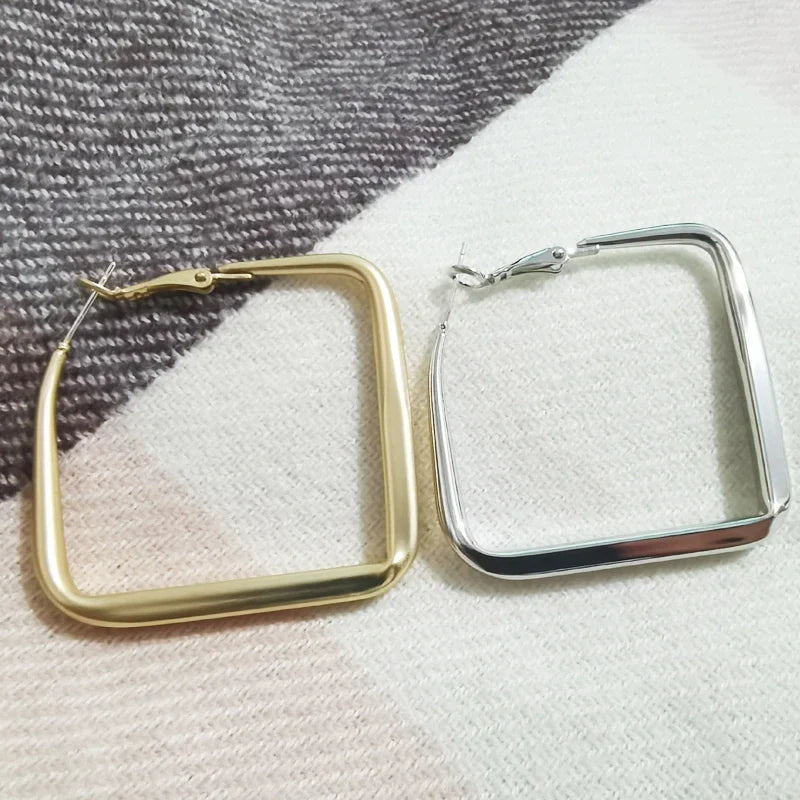 Große Quadrat Hoop Moderne Ohrringe | Shop Nory