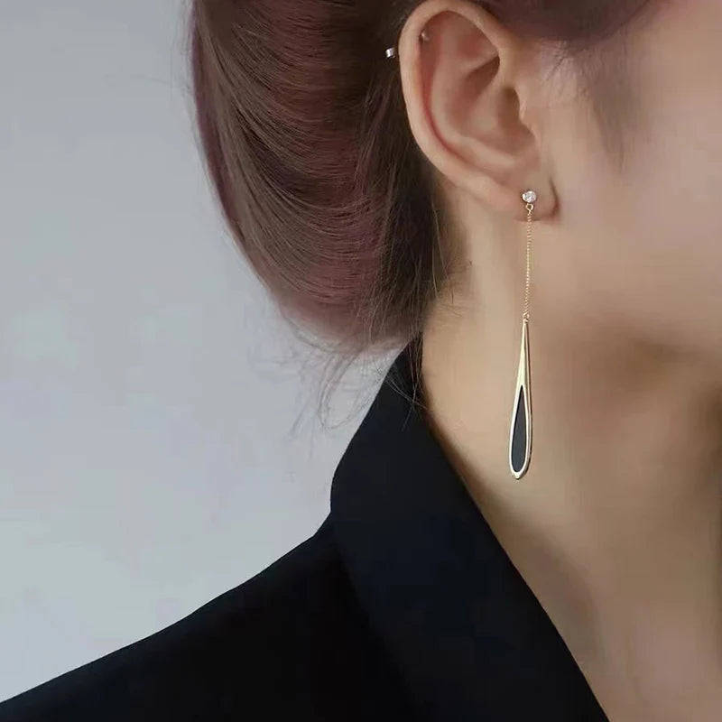 Schwarze Drop Quasten Lange Ohrringe | Shop Nory