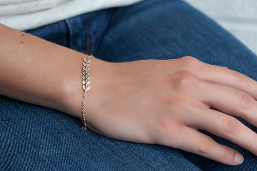 Armband mit kleinen Blättern - 16 Karat vergoldet | Shop Nory