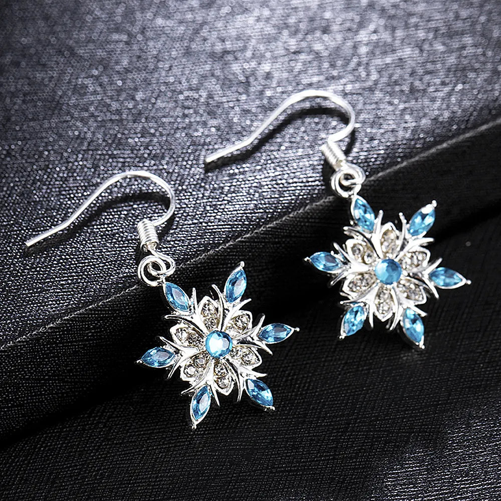 Winterliche Schneeflocken-Ohrringe | Shop Nory