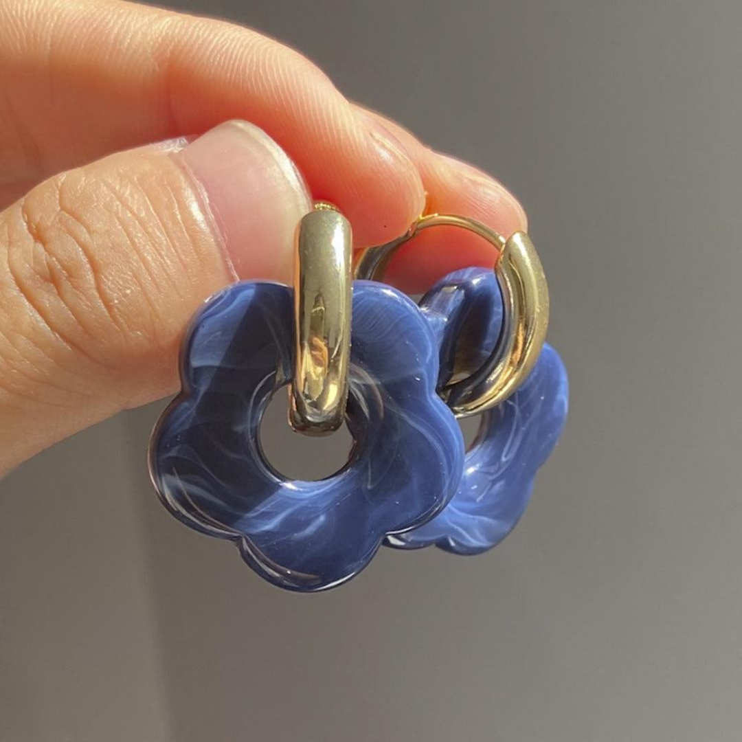 Goldvergoldete Blumen-Ohrringe - Valeria | Shop Nory