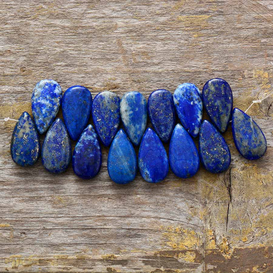 Tiefblaue Lapis-Ohrringe der Träumer - Selene | Shop Nory