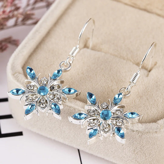 Winterliche Schneeflocken-Ohrringe | Shop Nory