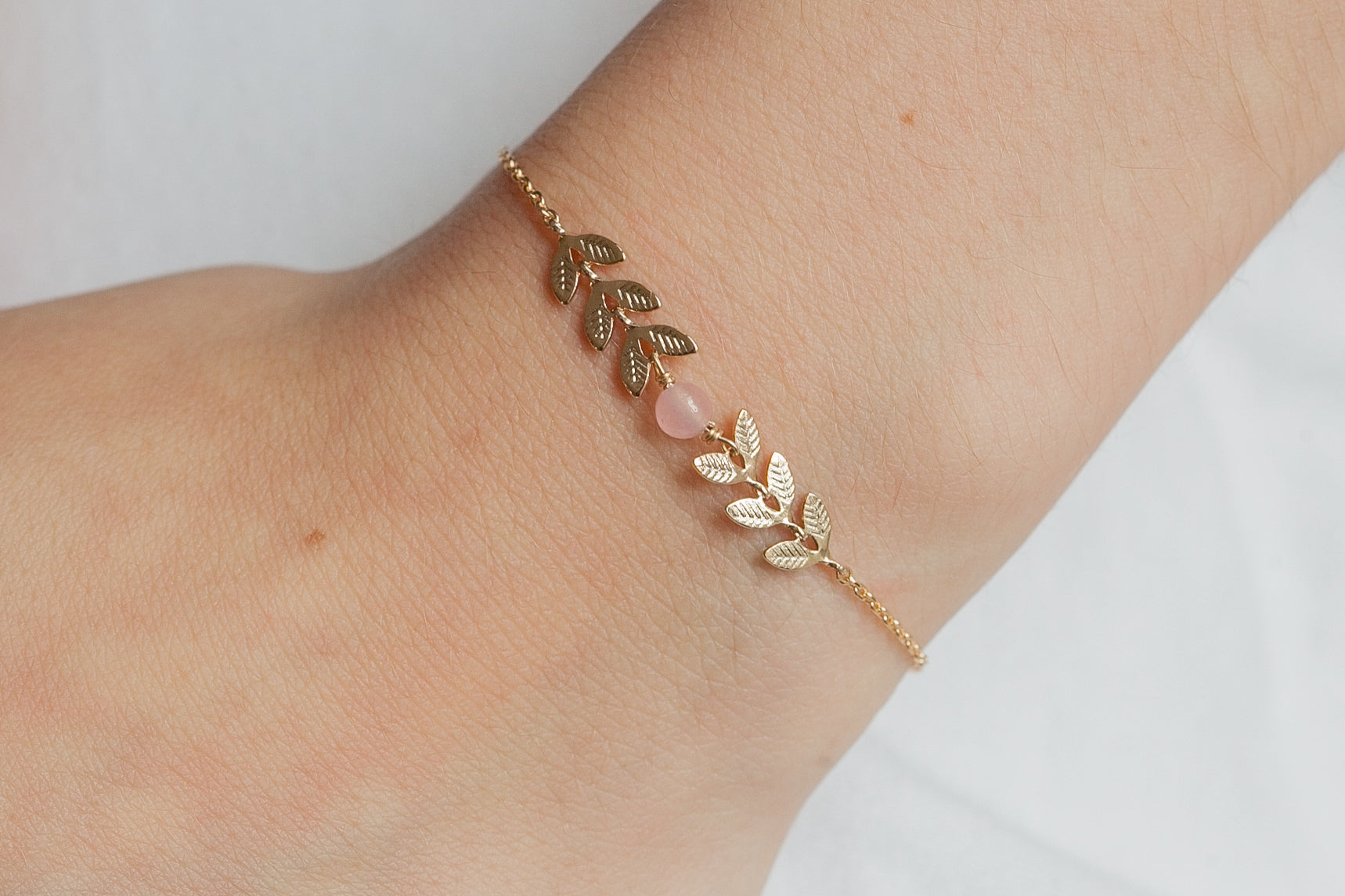 Armband mit Blättern mit Perle - 16Karat vergoldet | Shop Nory
