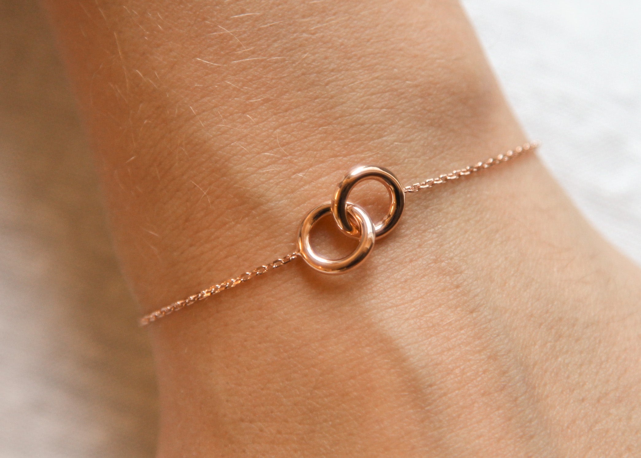 Armband mit Ringen 16K rosévergoldet | Shop Nory