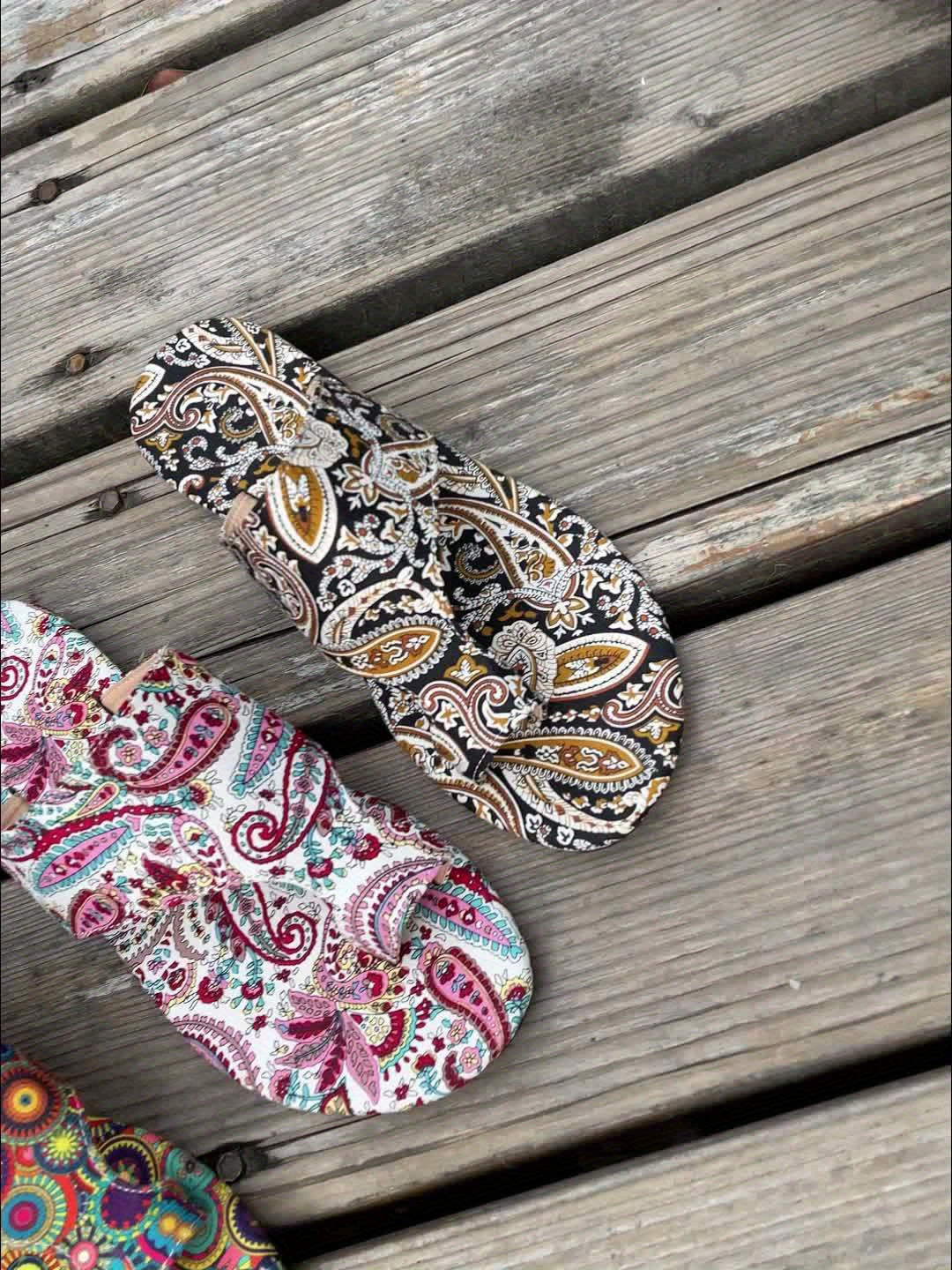 Florale Flip Flops für Frauen