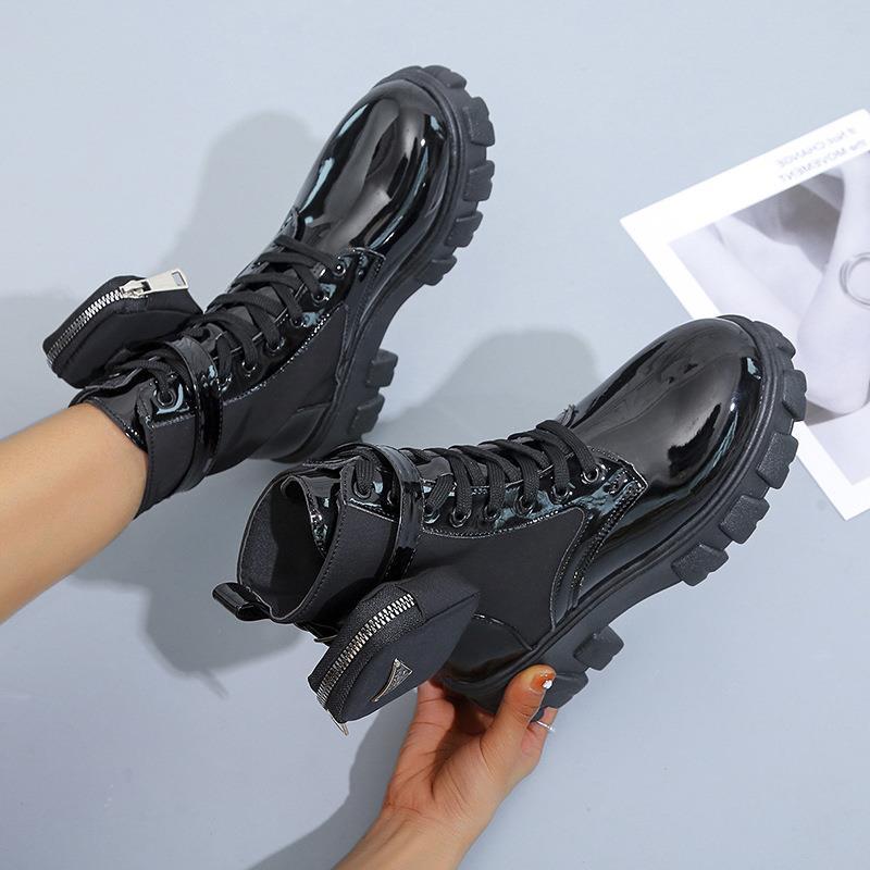Modische Stiefel für Frauen