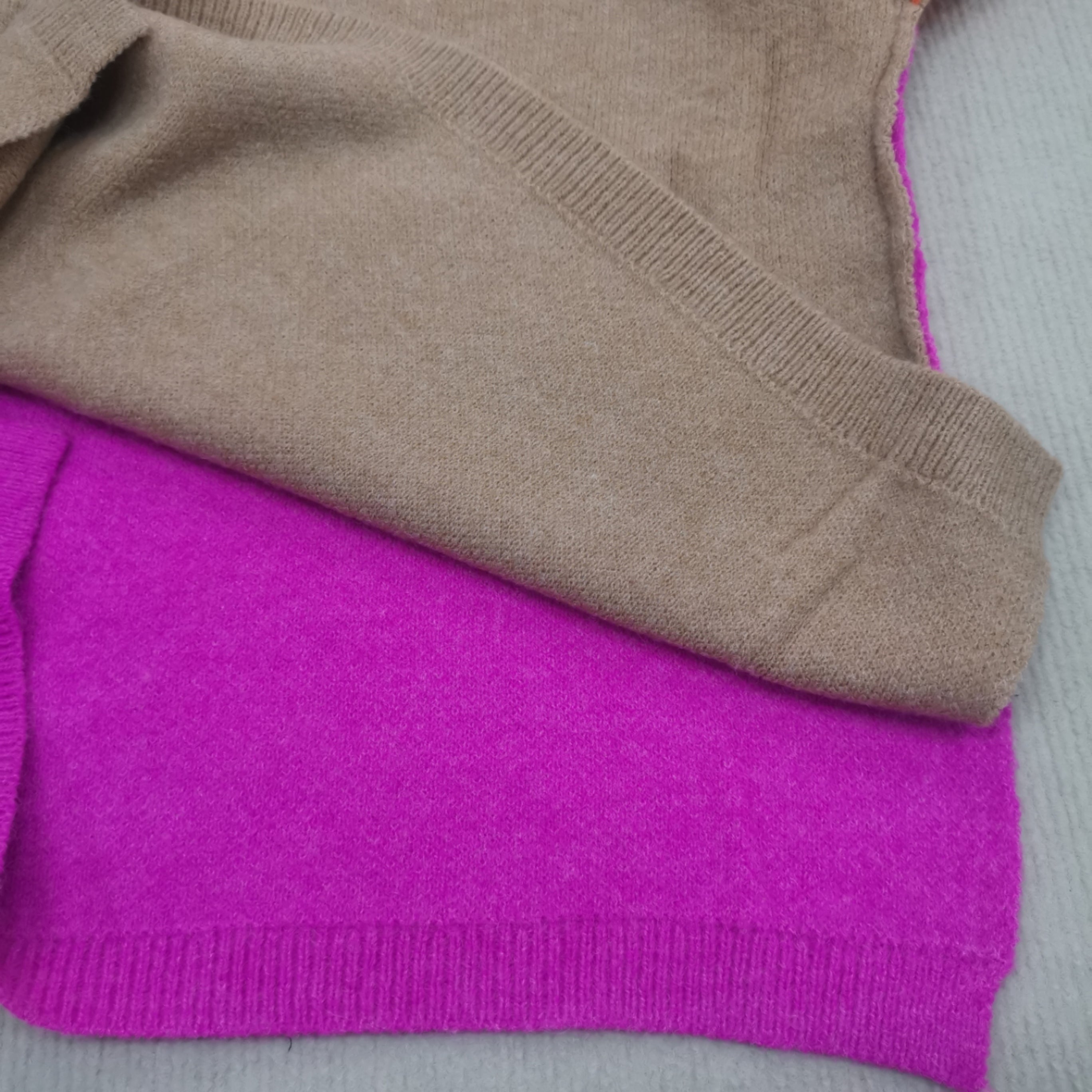 Schöner Colorblock Pullover