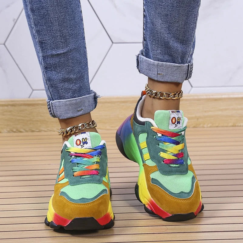 Bunte grobe Sneaker
