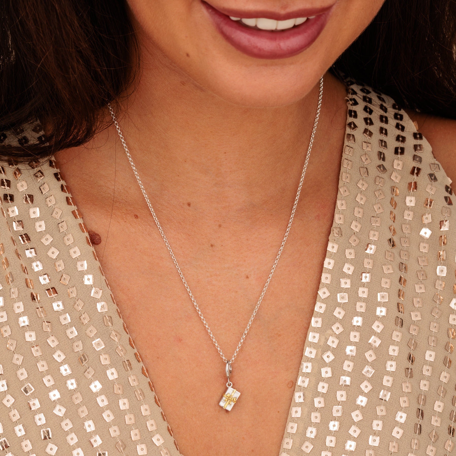 Silber Präsent Charm Halskette mit Goldbogen | Shop Nory
