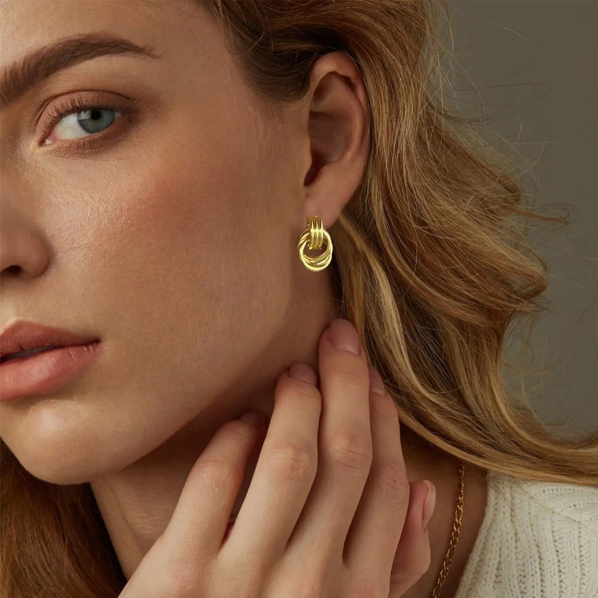 Chunky Hoop Knoten Herabhängende Stud Ohrringe | Shop Nory