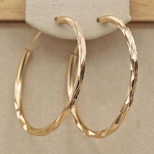 Klassische geometrische Muster Creolen | Shop Nory