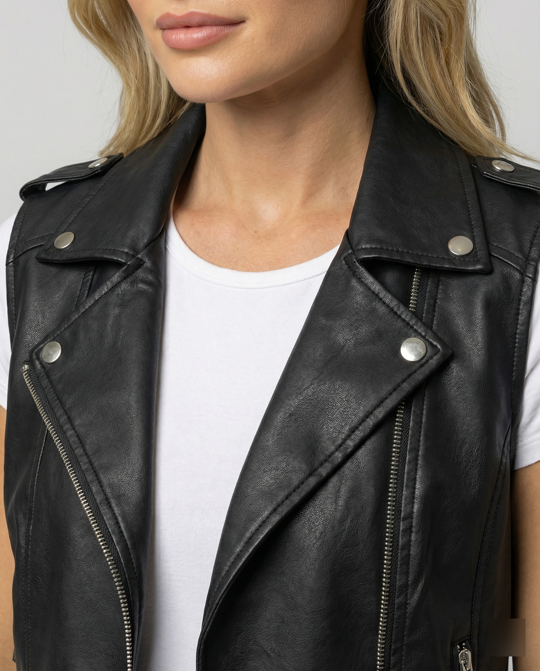 Steppjacke Damen Übergang mit asymmetrischem Reißverschluss