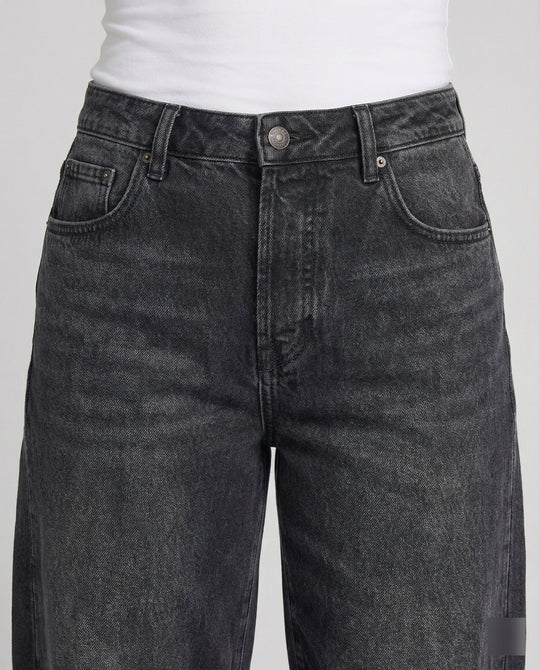 ShopNory | Mid Rise Barrel Jeans für Damen