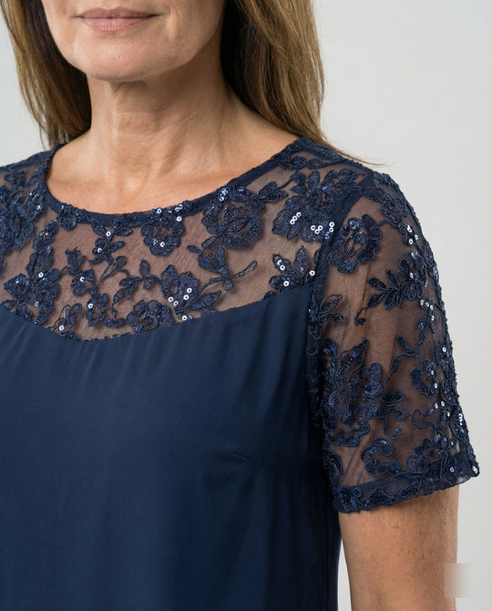 Damen Elegantes Schichtkleid mit Spitzenärmel und asymmetrischem Saum