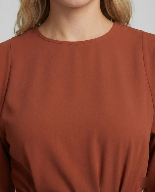 Elegantes Kleid mit Laternenärmeln und Gürtel