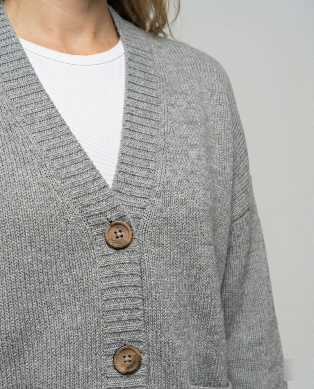 Strickjacke Damen lässig mit Knopfverschluss und großen Taschen