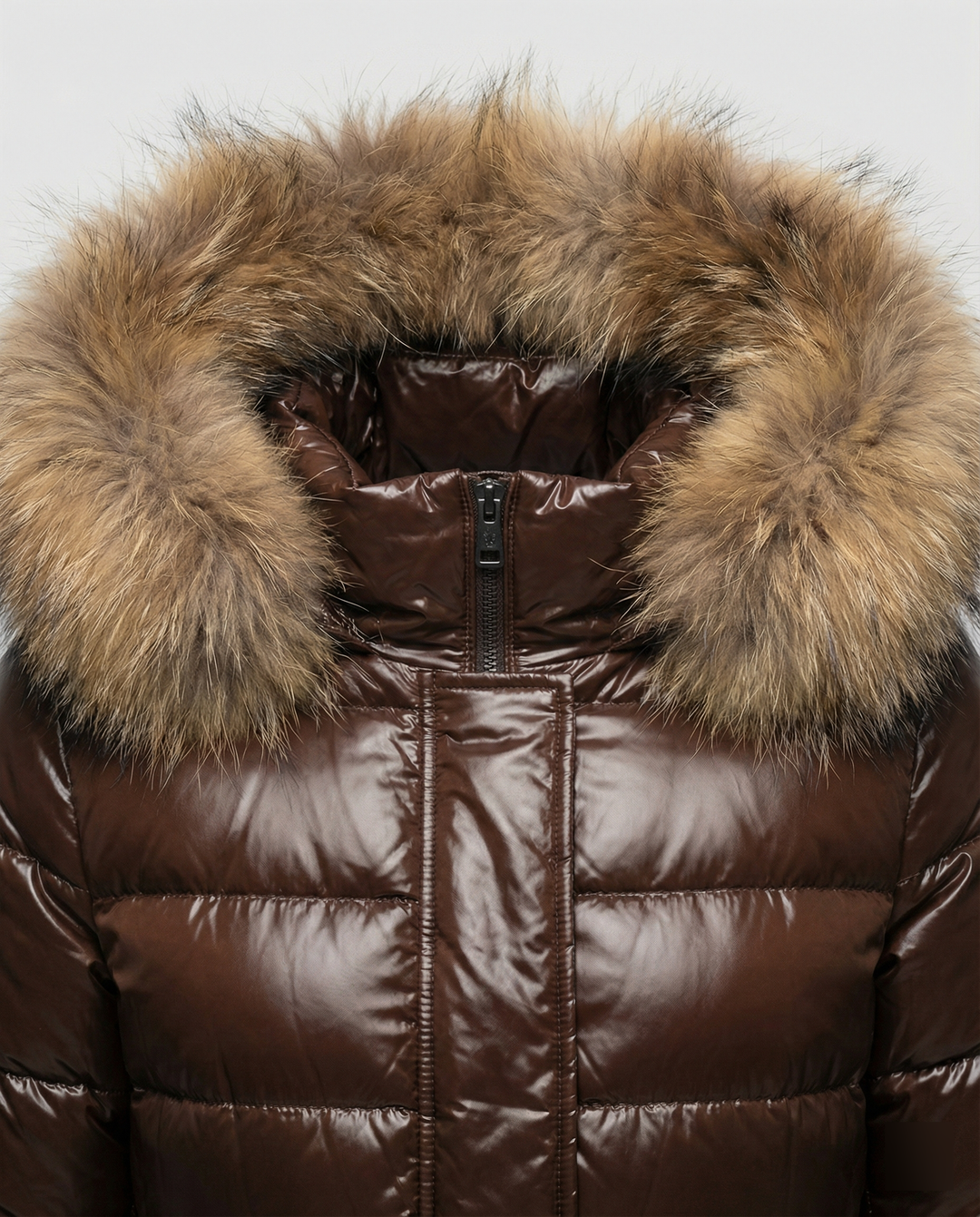 Damen Winterdaunenjacke mit abnehmbarer Kapuze und luxuriösem Fellkragen