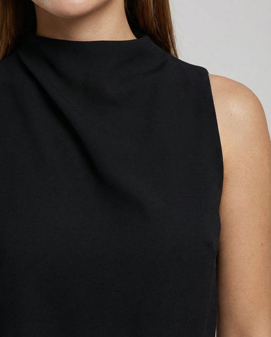 Eleganter Jumpsuit mit Rundhalsausschnitt für Alltag & Besondere Anlässe | ShopNory