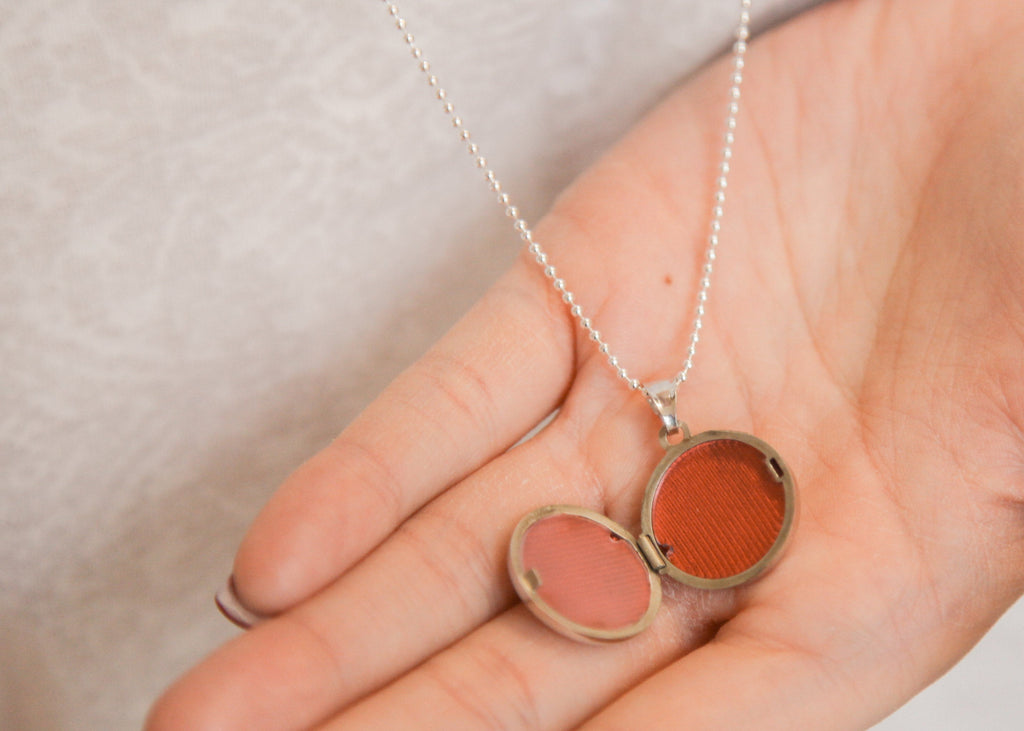 Lange Kette mit Rund Foto Medaillon - Sterling Silber | Shop Nory