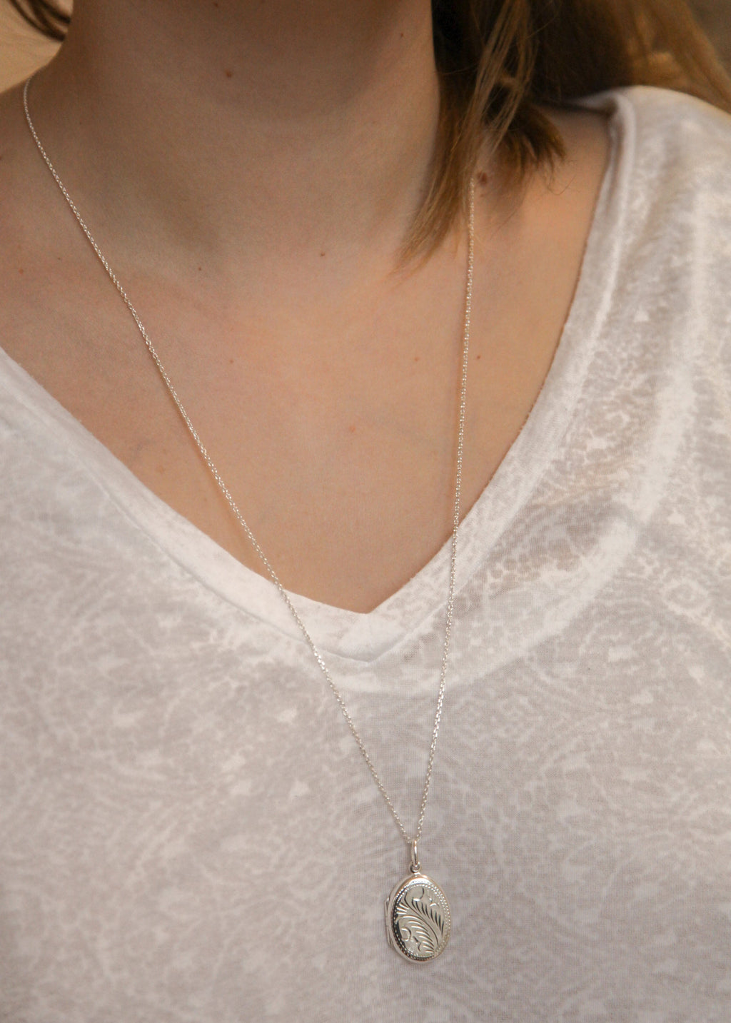 Lange Kette mit Foto Medaillon aus Silber | Shop Nory