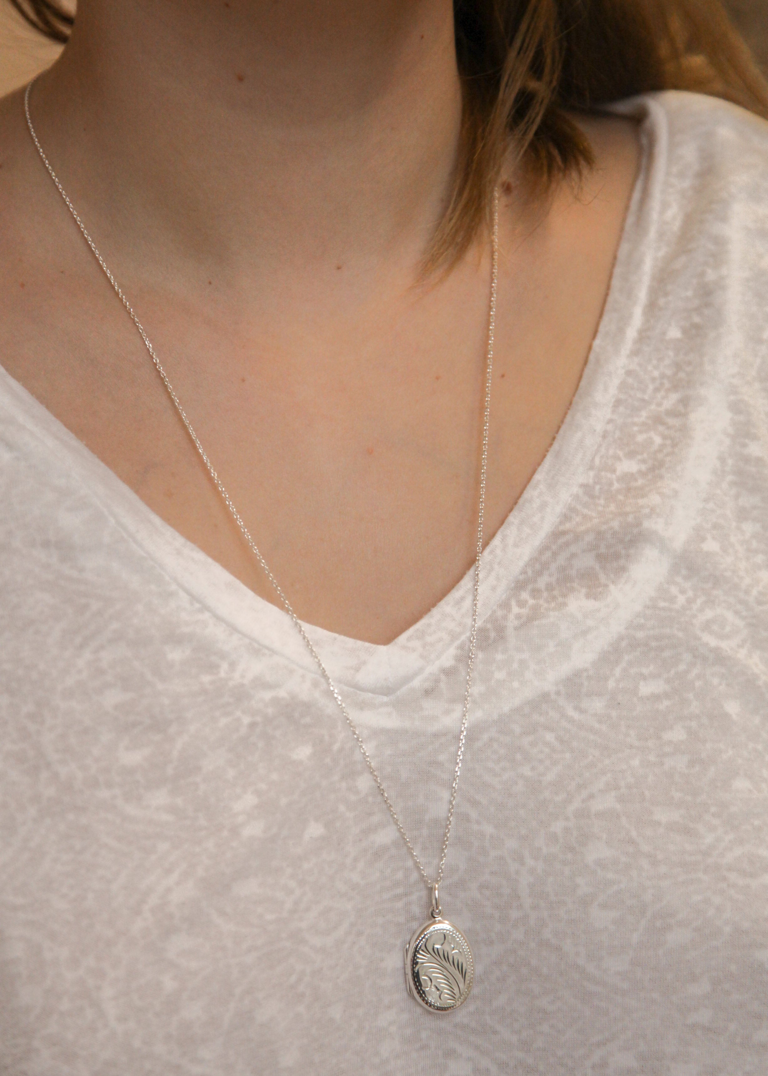 Lange Kette mit Foto Medaillon aus Silber | Shop Nory