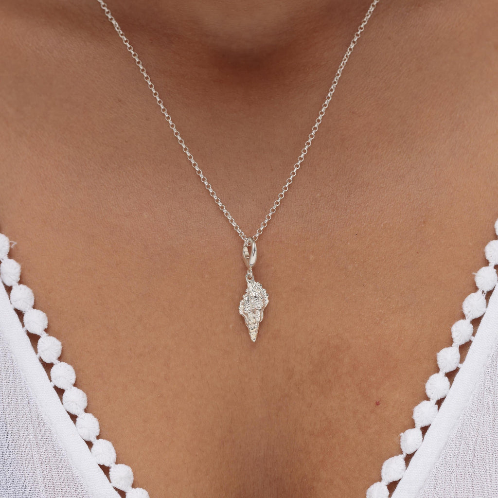 Silber Conch Shell Charm Halskette | Shop Nory