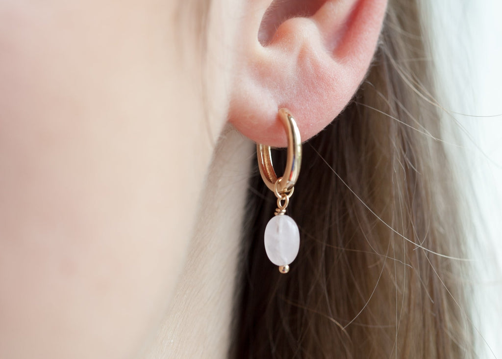 Creolen mit Rosenquarz - 18 Karat vergoldet, Eleganz und Romantik | Shop Nory