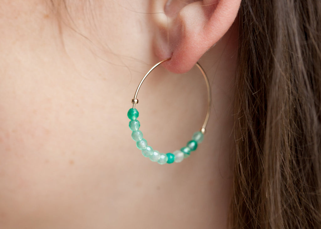 Creolen Ohrringe mit Edelsteinen Vergoldet, Edelstein Schmuck für Damen | Shop Nory