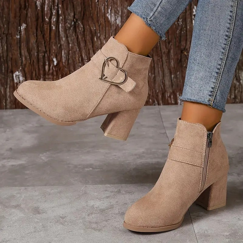 Damenstiefel mit Blockabsatz